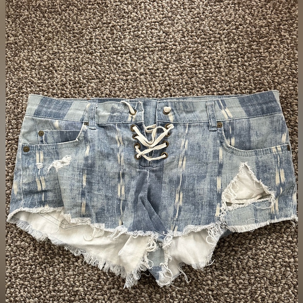 Billabong jean shorts